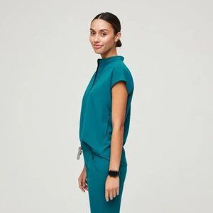 Figs Pacific Blue Rafaela Scrub Top (Size S)